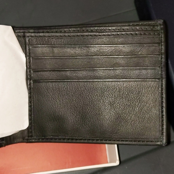 New! Saddlebred black leather wallet and passcase - Picture 2 of 8